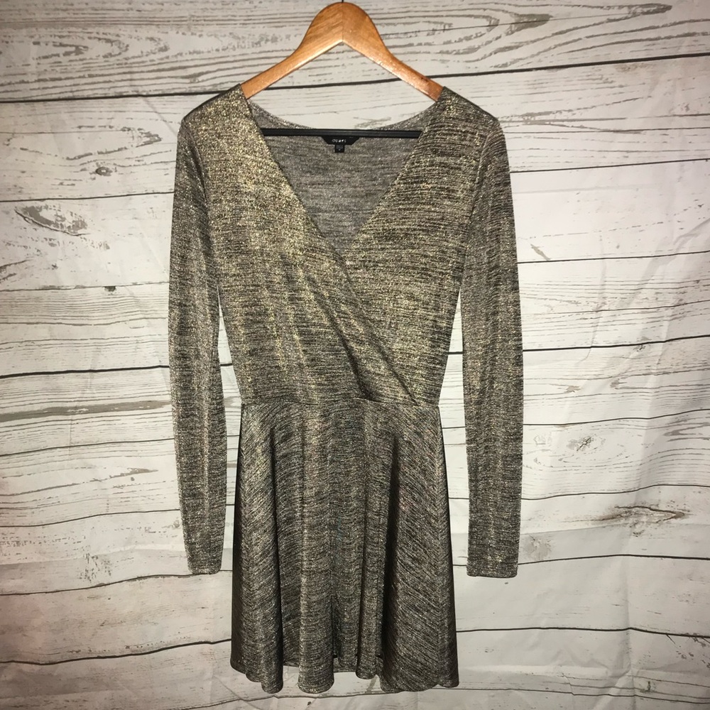 Gold Long Sleeve Dress ✨